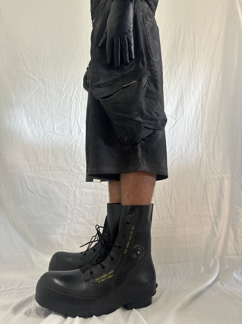 ‘PHANTOM’ waxed cargo jorts
