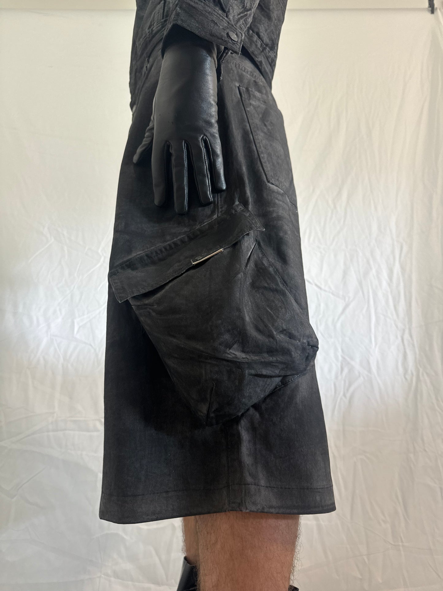 ‘PHANTOM’ waxed cargo jorts