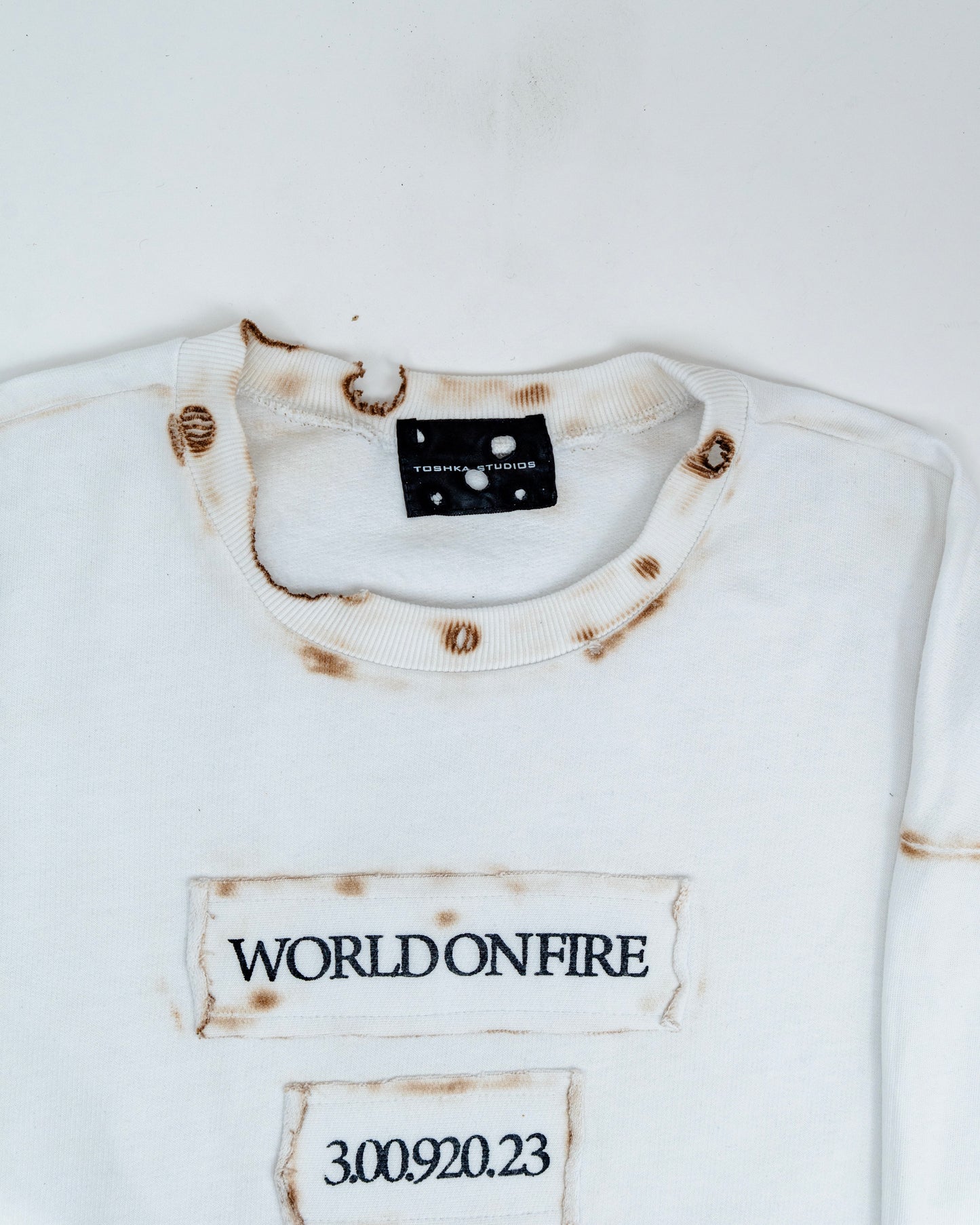 ‘WORLD ON FIRE’ WHITE LONG SLEEVES TEE