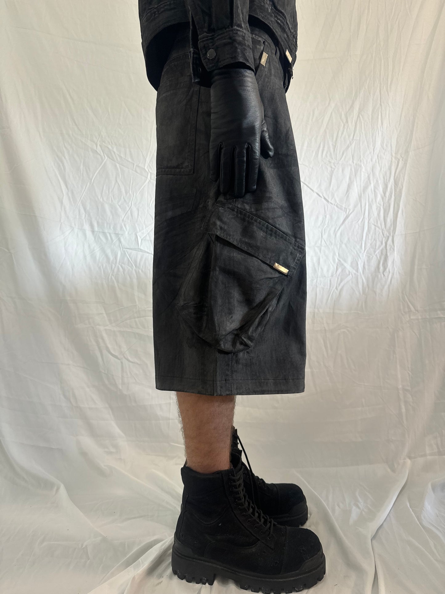 ‘PHANTOM’ waxed cargo jorts