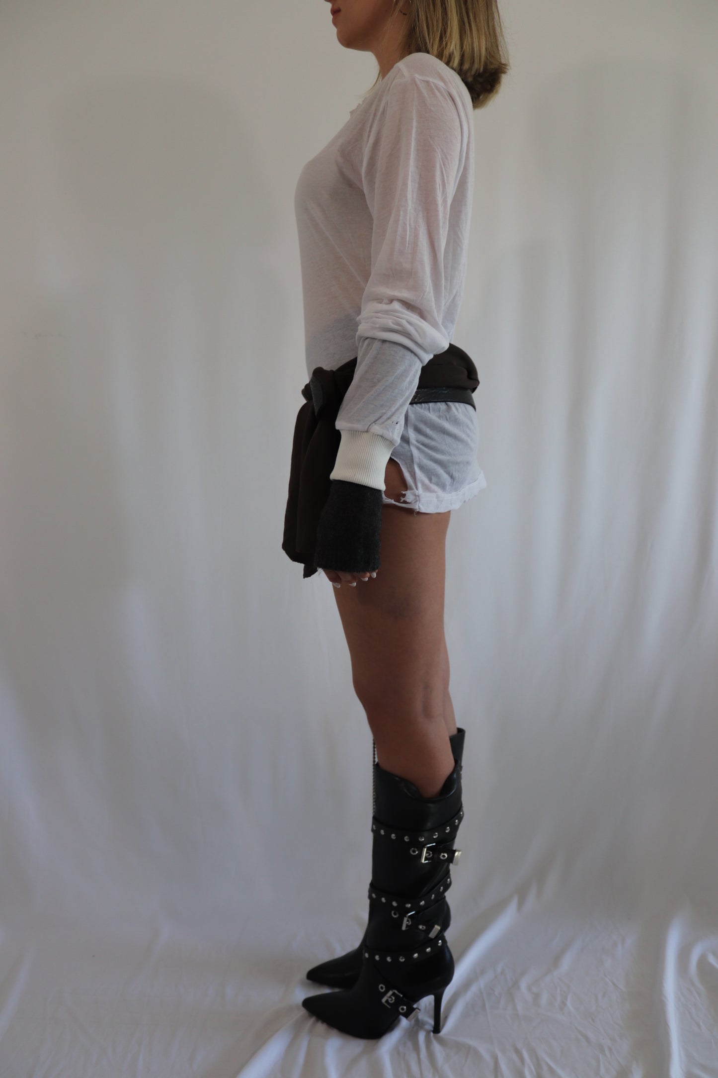 ‘Ghost note’ long sleeves