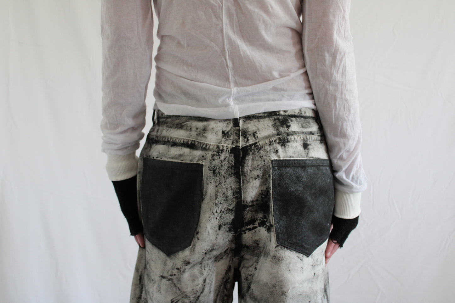 ‘VEINS’ dyed jorts