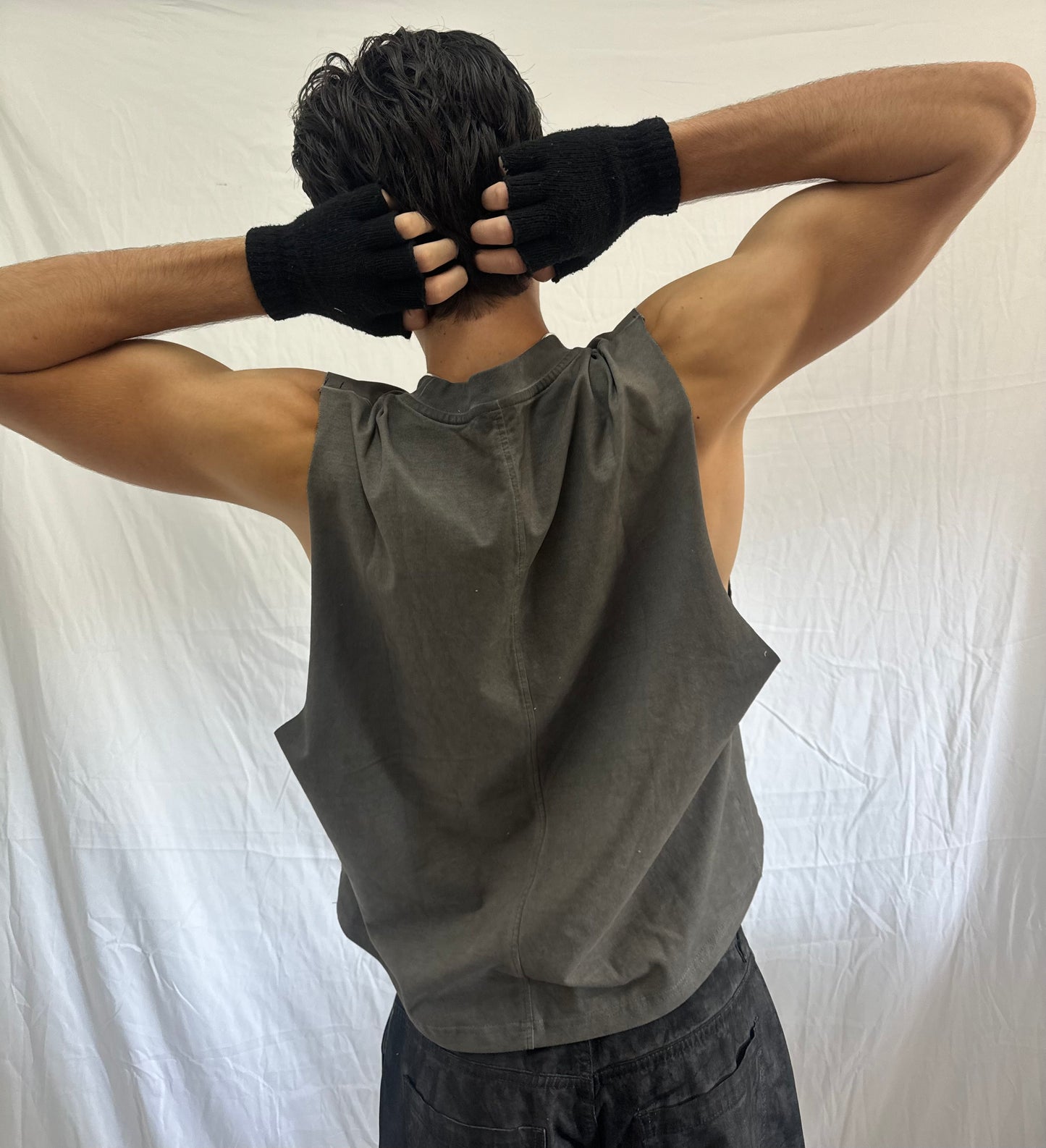 ‘Light’ patches tank top